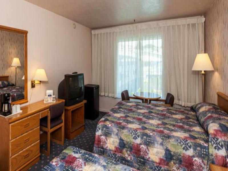 Howard Johnson By Wyndham Nanaimo Harbourside Kültér fotó