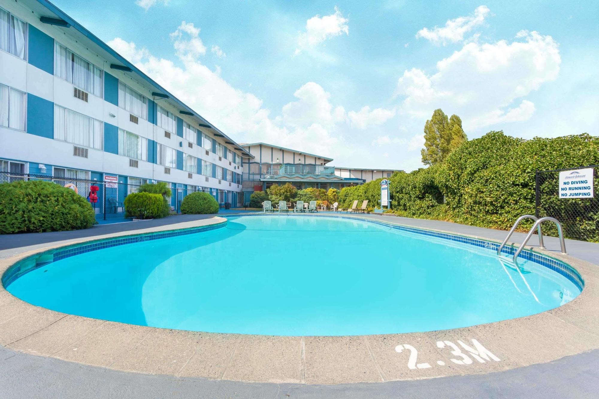 Howard Johnson By Wyndham Nanaimo Harbourside Kültér fotó
